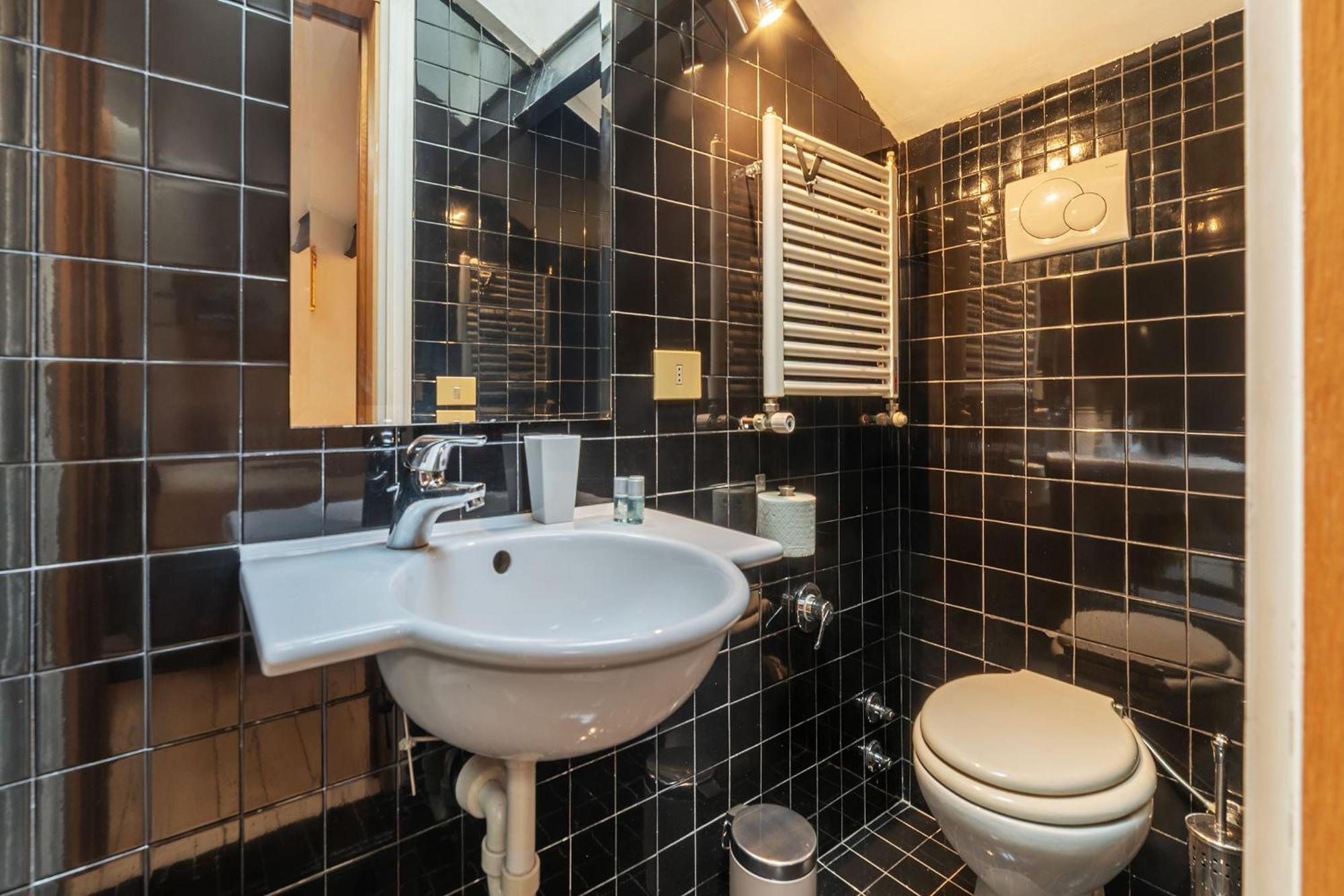 Quarto em Acomodações Particulares Orange With Bathroom And Shared Terrace *