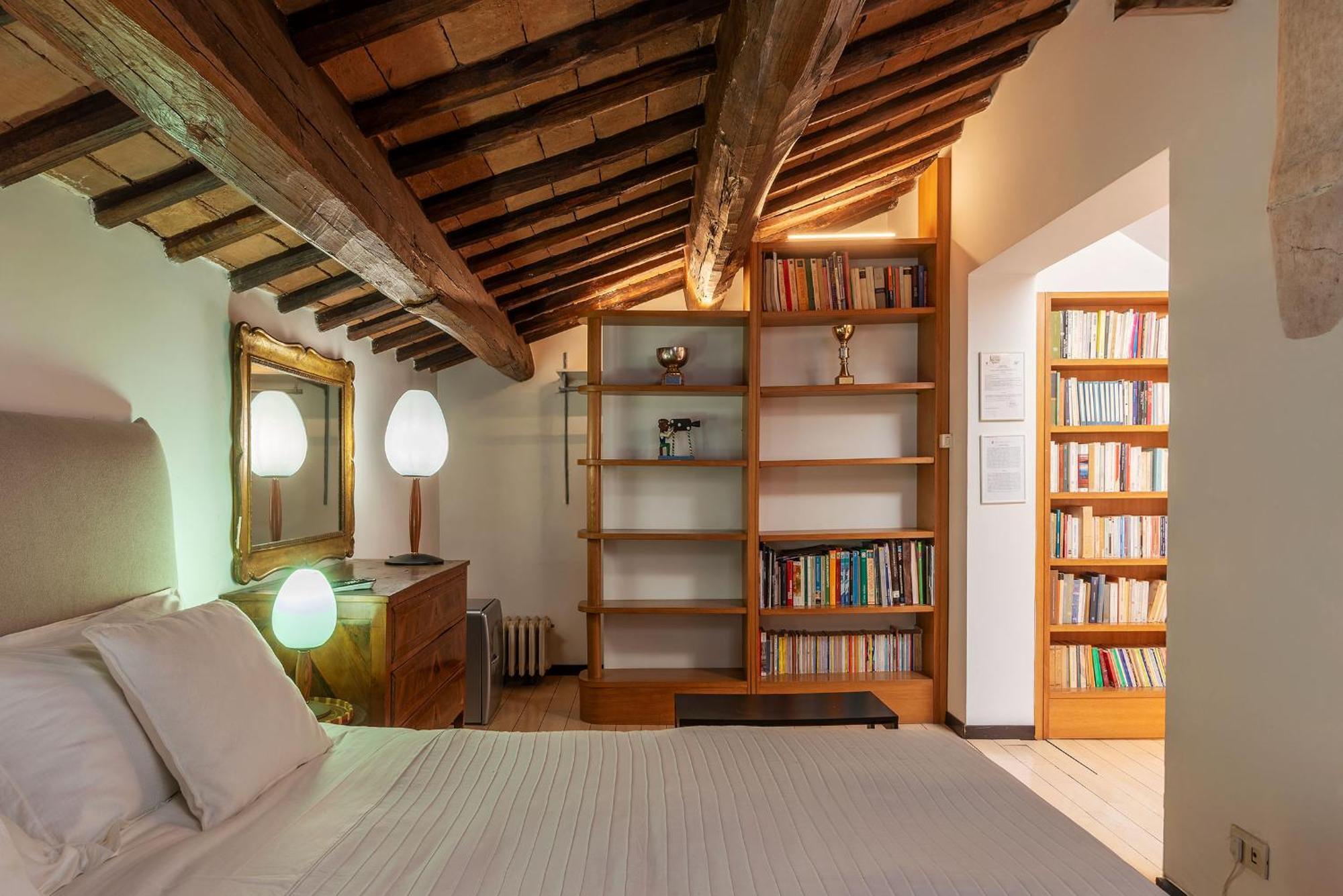 Quarto em Acomodações Particulares Orange With Bathroom And Shared Terrace *